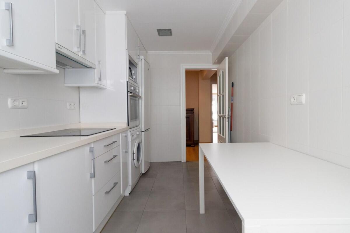 Ferienwohnung Apartamento Centro Gijon Con Parking Exterior foto